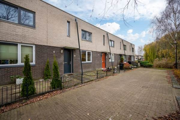 Woning Spitsbergen 18 Almere
