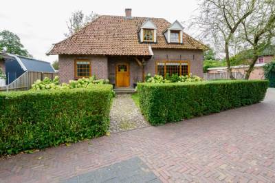 Woning Oosteinde 196 Vriezenveen