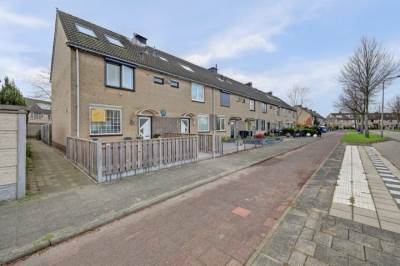 Woning Donaulaan 122 Spijkenisse
