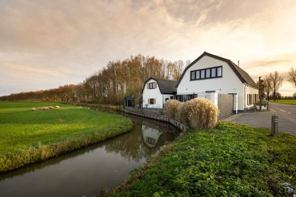 Woning Koenderseweg 1 Leerbroek