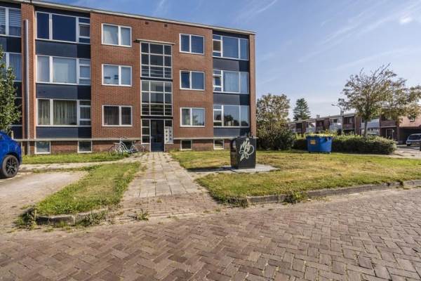 Woning Iepenlaan 1 Winschoten