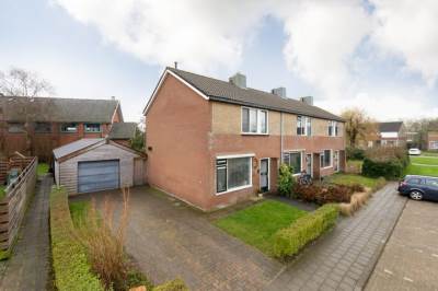 Woning Meester de Vriesstraat 31 Witmarsum