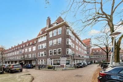 Woning Van Tuyll van Serooskerkenplein 372 Amsterdam