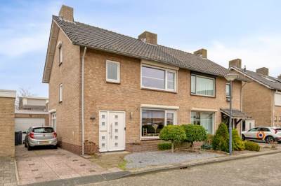 Woning Seringenhof 28 Waalwijk