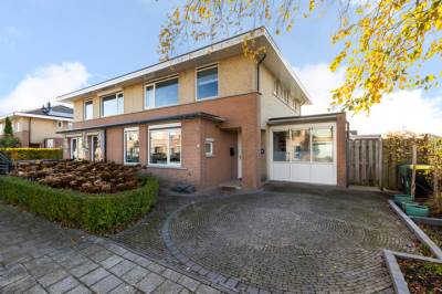 Woning Van Barrylaan 23 Numansdorp