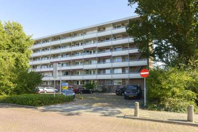 Woning Mr. F.A. van Hallweg 166 Amstelveen