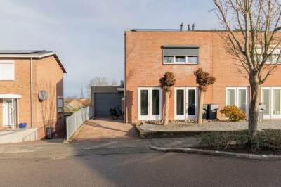 Woning Kapelaan Berixstraat 11A Stein