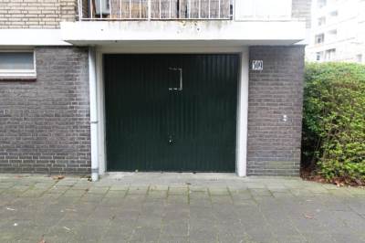 Garage Smaragdhorst 309 Den Haag