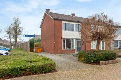 Woning Ottenhofstat 36 Kerk-Avezaath (Gem. Buren)