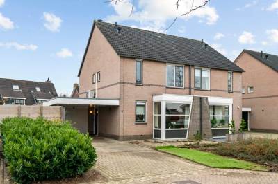 Woning Bisschop Notgerstraat 1 Kerk-Avezaath (Gem. Buren)