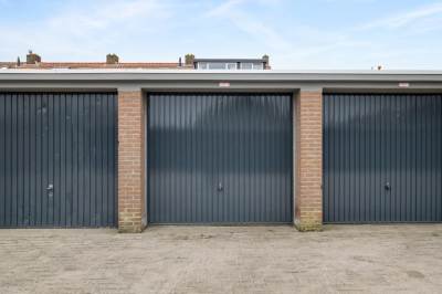 Garage van Oldenbarneveltstraat 25P - 14G Zuid-Beijerland