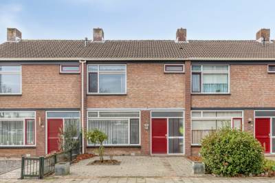 Woning Peter van Anrooylaan 27 Terneuzen