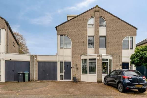 Woning Van Someren-Downerlaan 116 Oosterhout (NB)