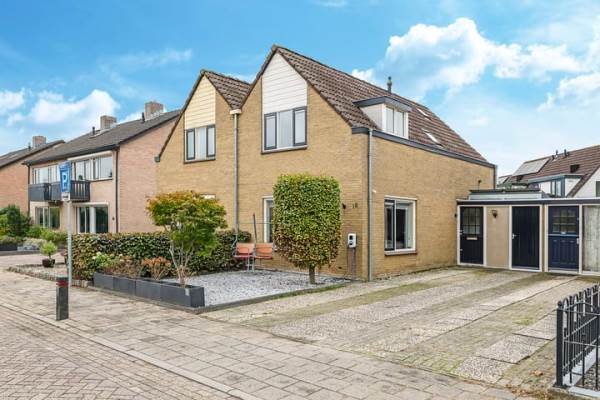 Woning Gandhistraat 18 Zetten