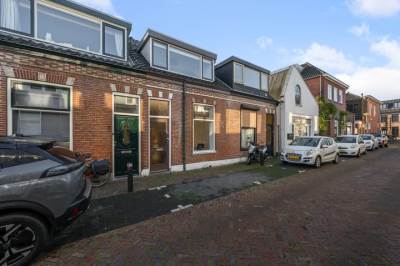 Woning J.W.C. Bloemstraat 6 Alphen aan den Rijn