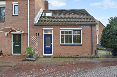 Woning B. Thoenplantsoen 1 Den Haag