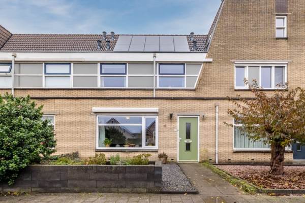 Woning 't Heuivak 48 Nijeveen