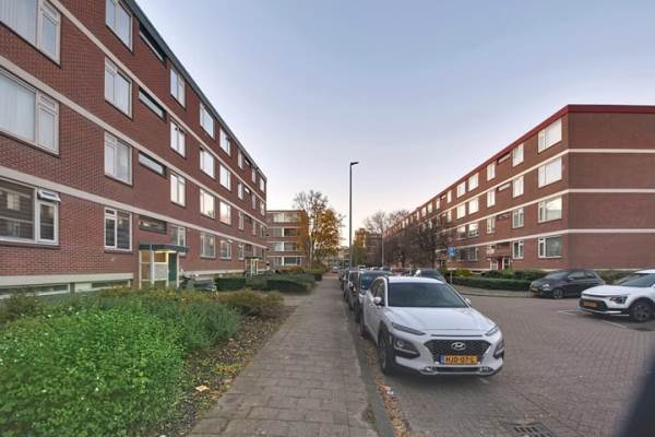 Woning Ruigoord 112 Rotterdam