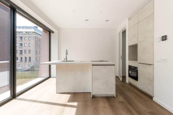 Woning Willem Parelstraat 10 Amsterdam