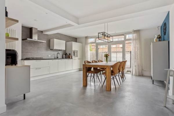 Woning Henriëtte Roland Holststraat 7 Maassluis