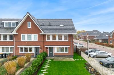 Woning Burgemeester Avisstraat 2 Midwoud