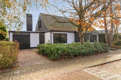 Woning Van der Duyn van Maasdamlaan 10 Maasdam