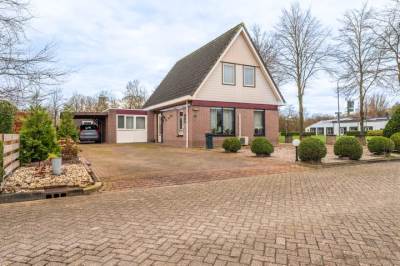 Woning Zuiderstraat 12 Bad Nieuweschans