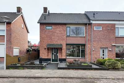 Woning Europastraat 9 Dinteloord