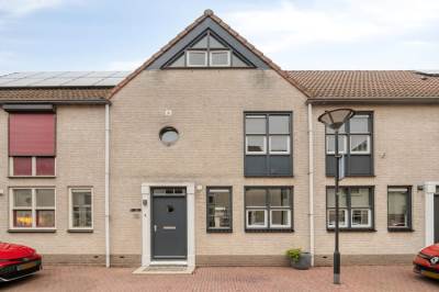 Woning Bergse Poort 10 Geertruidenberg