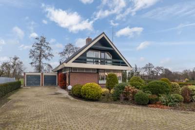Woning Rijksstraatweg 21 Jistrum