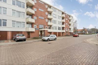 Woning Jacob van Ruysdaelstraat 80 Almelo
