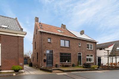 Woning Noordeinde 161 Roelofarendsveen