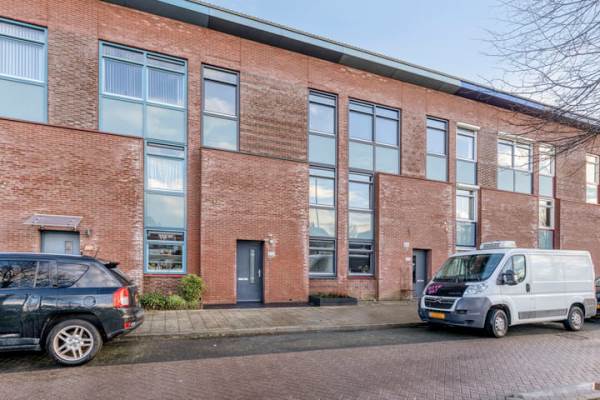 Woning Laan van Broekpolder 272 Beverwijk