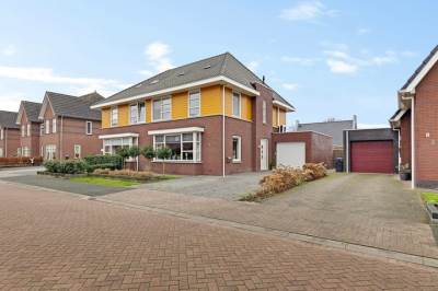 Woning Koarstmoas 4 Surhuisterveen