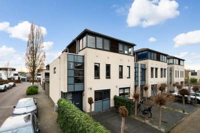 Woning Burgemeester Beelaertspark 95 Dordrecht