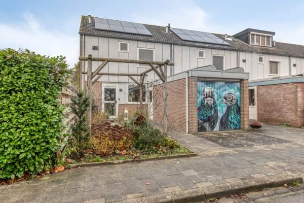 Woning Duivenveld 27 Emmen