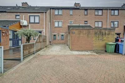 Woning Wielewaal 8 Hoogvliet Rotterdam