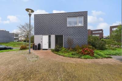 Woning Villa Waterviolier 8 Waalwijk
