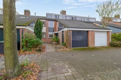 Woning Eikenlaan 25 Lisse