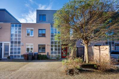 Woning Ann Burtonstraat 12 Leiden