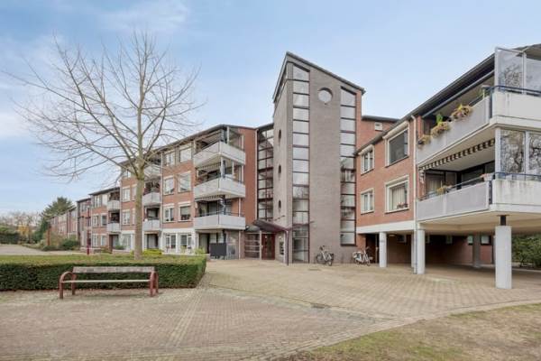 Woning Broedershof 64 Veghel