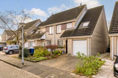 Woning Vergeet-mij-nietjestraat 32 Almere