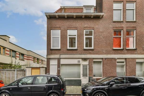 Woning Oudelandstraat 82A Rotterdam