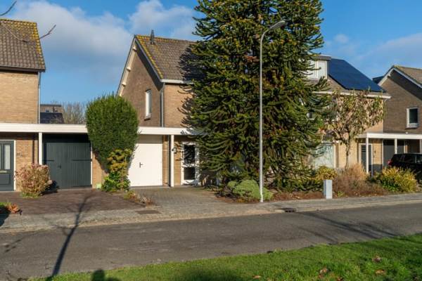 Woning Abraham Kuyperhof 7 Drunen