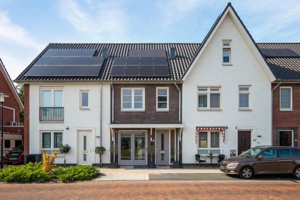 Woning Dokter van de Kolkstraat 72 Nijkerkerveen