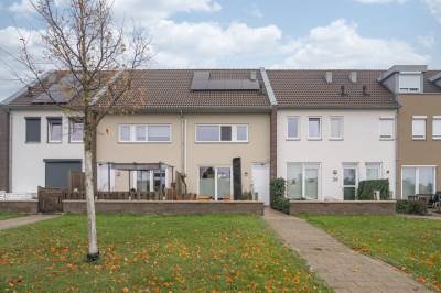 Woning Kanaalboulevard 27 Urmond