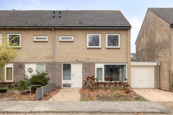 Woning Estersveldlaan 11 Grave