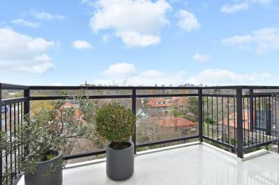 Woning Park Vronesteyn 80 Voorburg