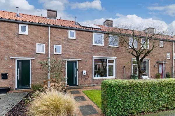 Woning Julianastraat 6 Arum