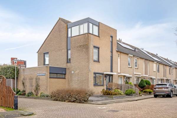 Woning Carry Pothuis-Smitstraat 37 Spijkenisse